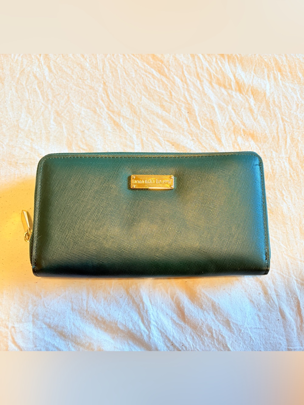 Saffiano Zip-Around Clutch Wallet - Green